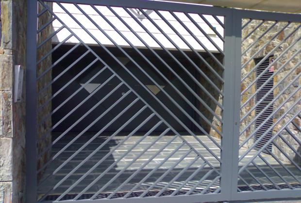 Marcado CE puertas de garaje Cancelas automatizadas con el marcado CE